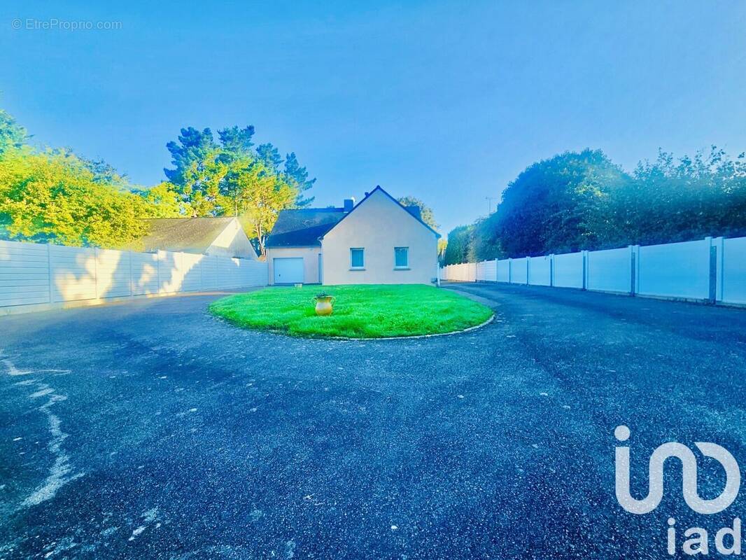 Photo 1 - Maison à BESNE