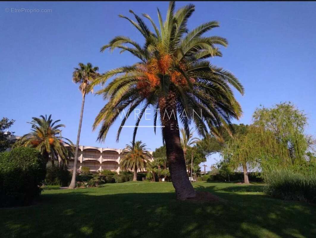 Appartement à VILLENEUVE-LOUBET