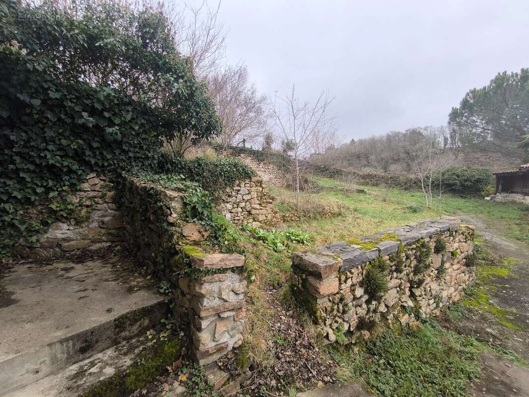 Maison à SAINT-JUNIEN
