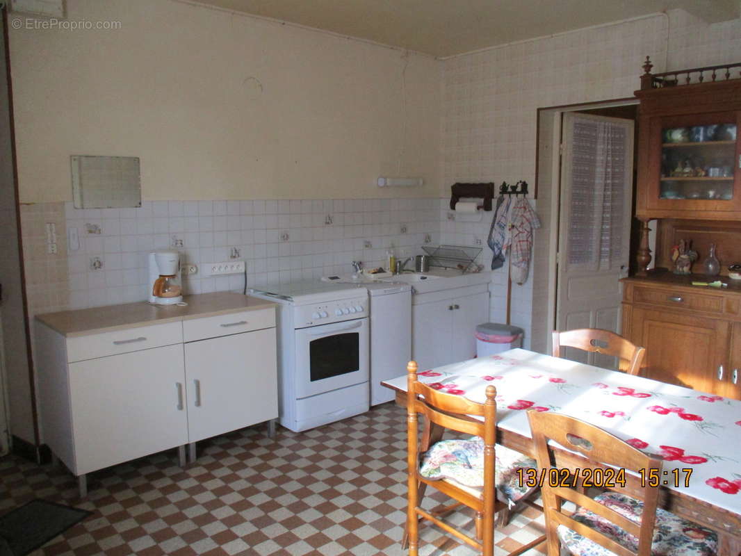 Maison à CHATEAU-CHINON(VILLE)