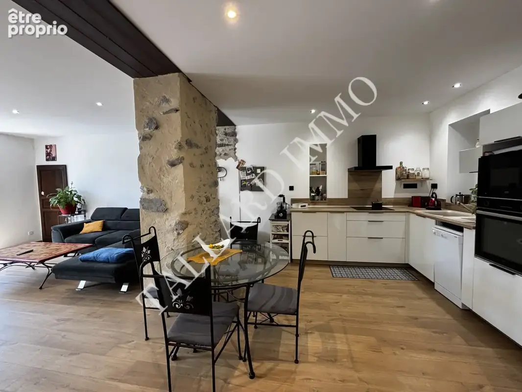 Exclusivité Tallard centre lumineux appartement entièrement rénové + dépendances - photo 6