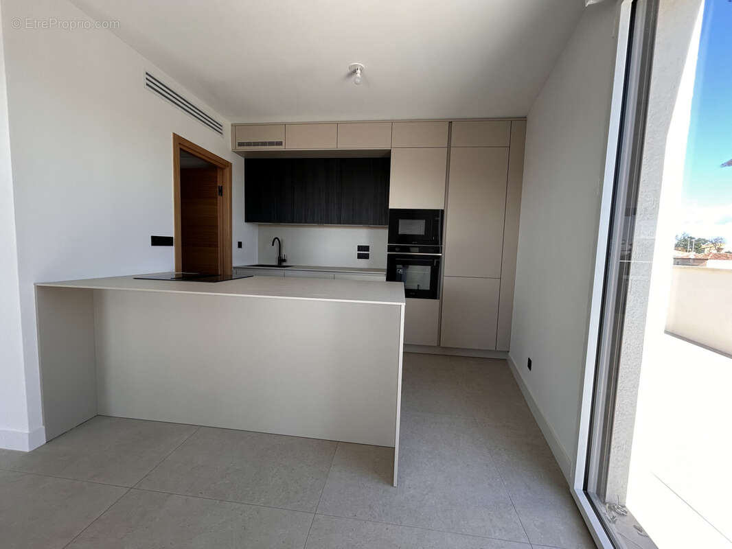 Appartement à CASTRIES