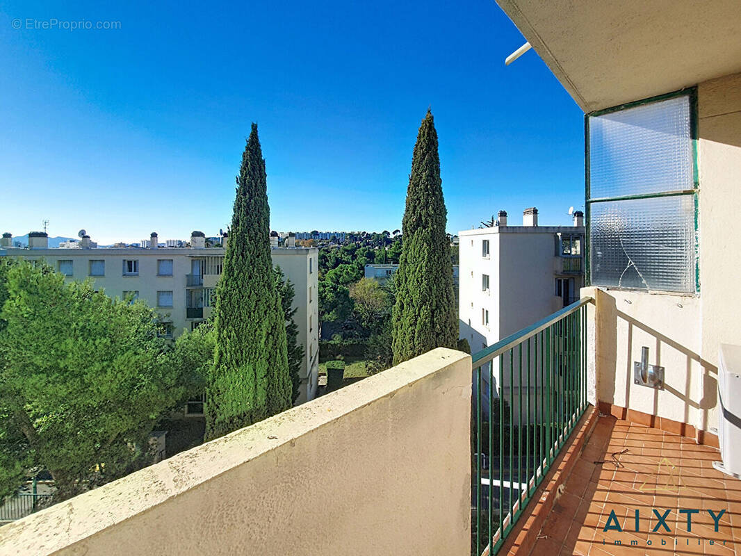 Appartement à MARSEILLE-13E