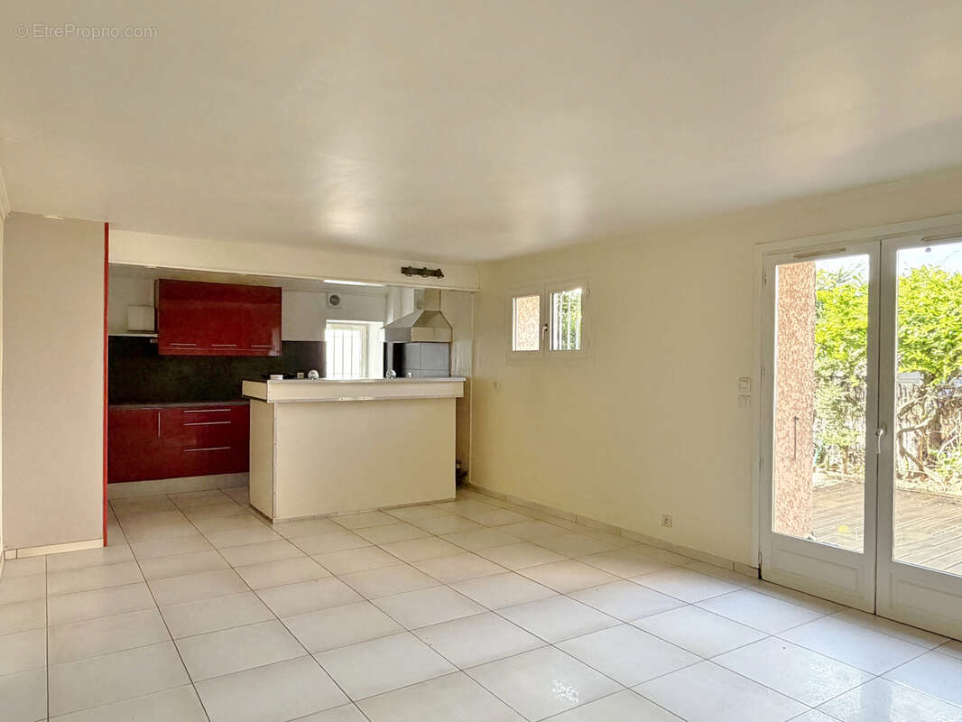 Appartement à CRAPONNE