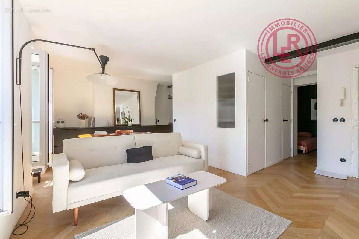 Appartement à PARIS-11E
