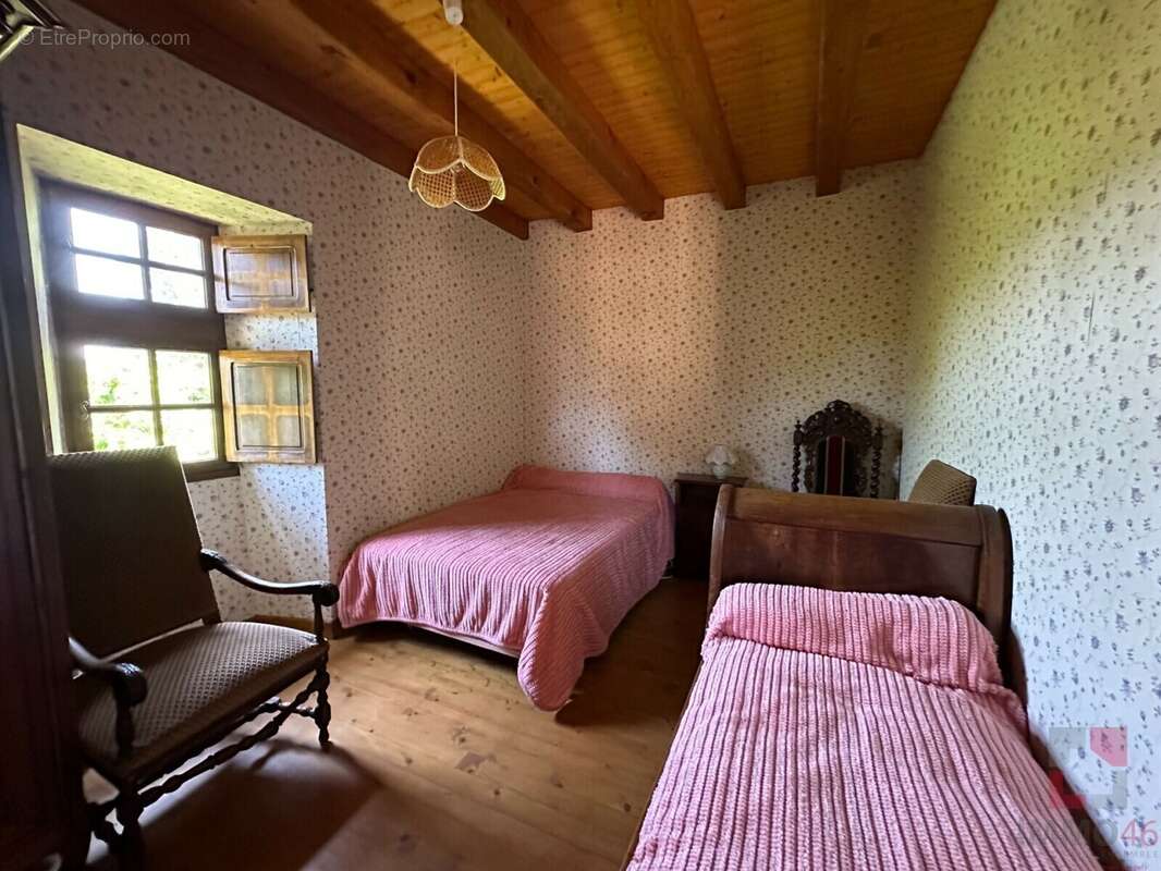 Maison à FRAYSSINET-LE-GELAT