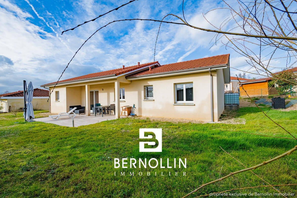 Maison à MONTREVEL-EN-BRESSE