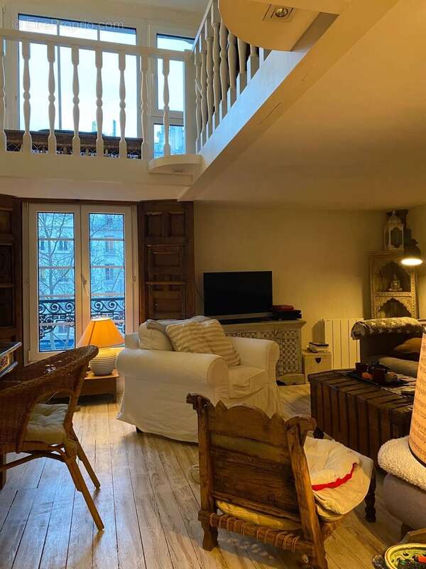 Appartement à PARIS-9E