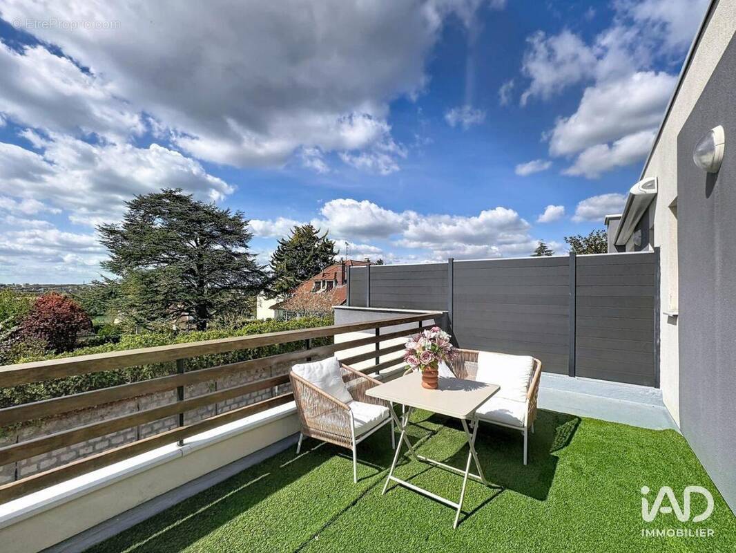 Photo 1 - Appartement à VAUX-LE-PENIL