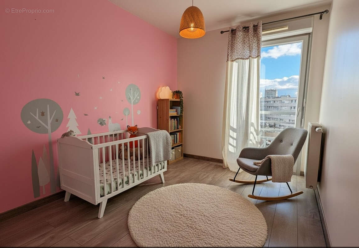 Appartement à THIAIS