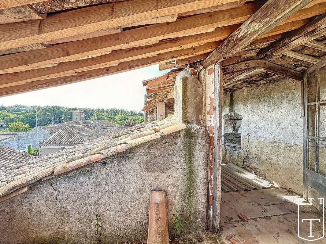 Au cur de Saint-Alban-Auriolles, une âme de pierre vous attend - photo 15