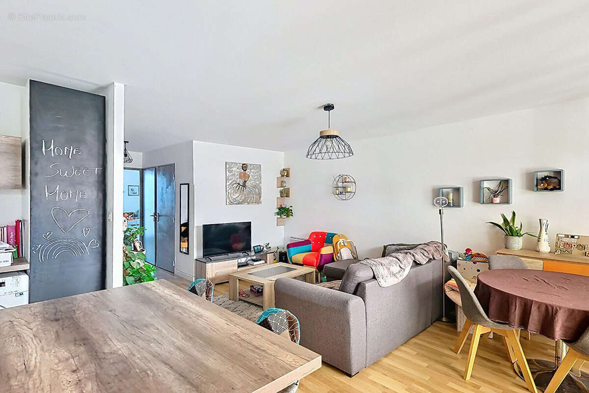 Appartement à MARSEILLE-13E