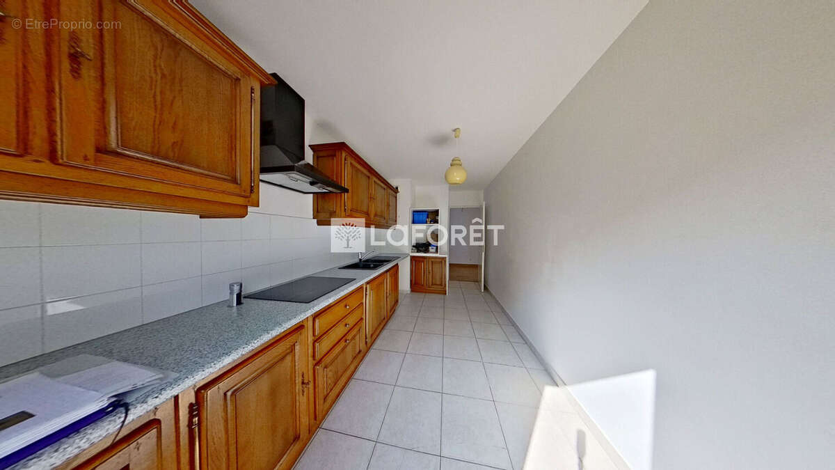 Appartement à LYON-8E