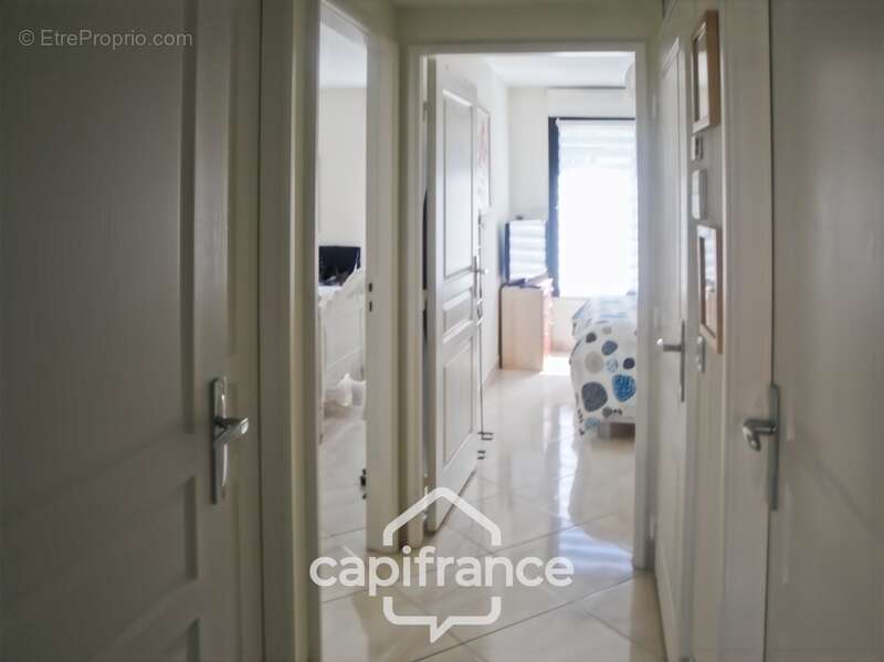 Appartement à HYERES