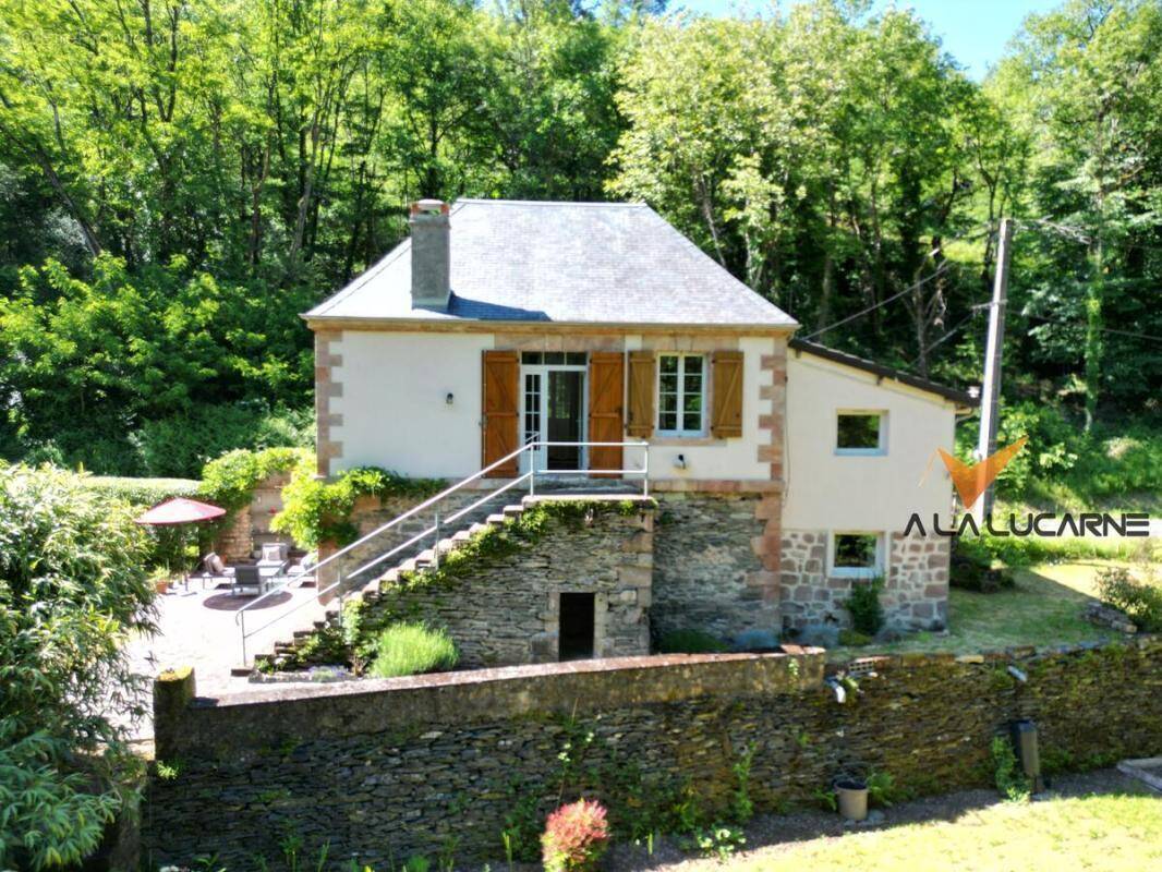 Maison à VILLAC
