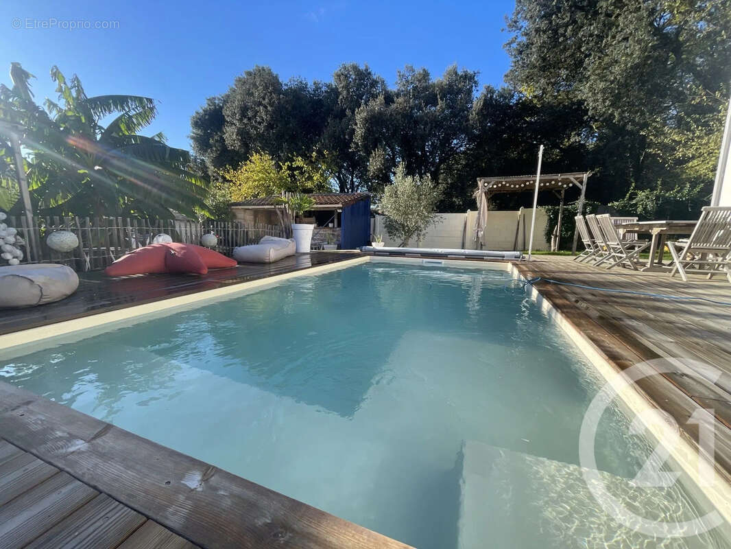 Maison à MESCHERS-SUR-GIRONDE