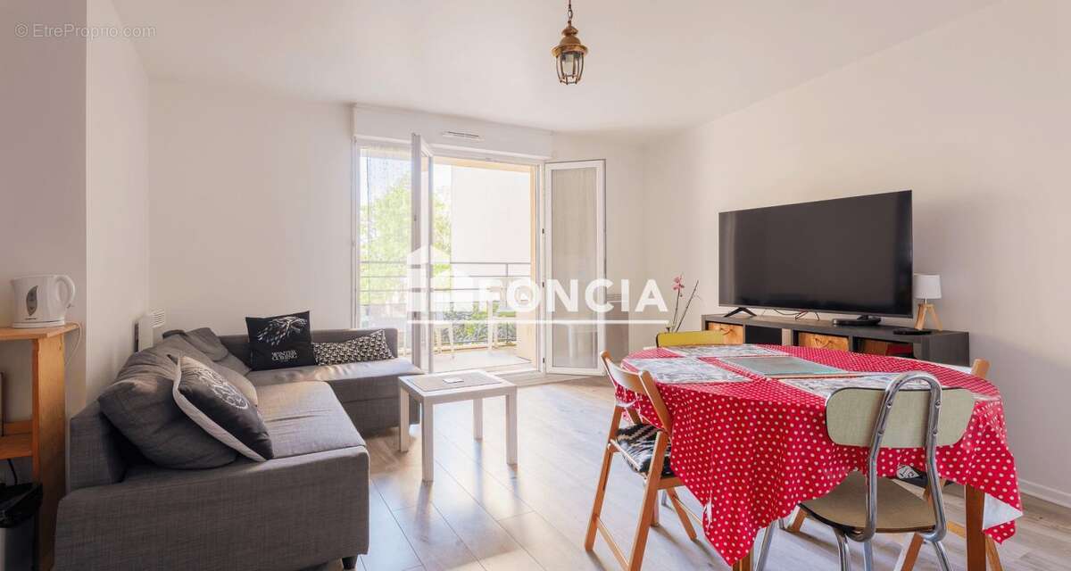 Appartement à CLAYE-SOUILLY