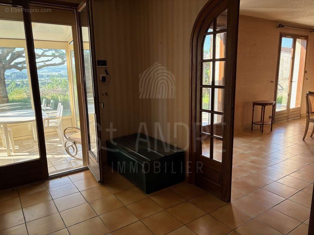 Maison à BEAUREPAIRE