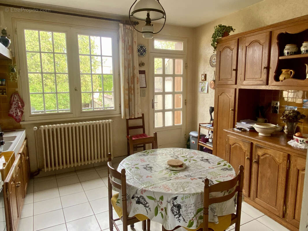 Maison à MOULINS