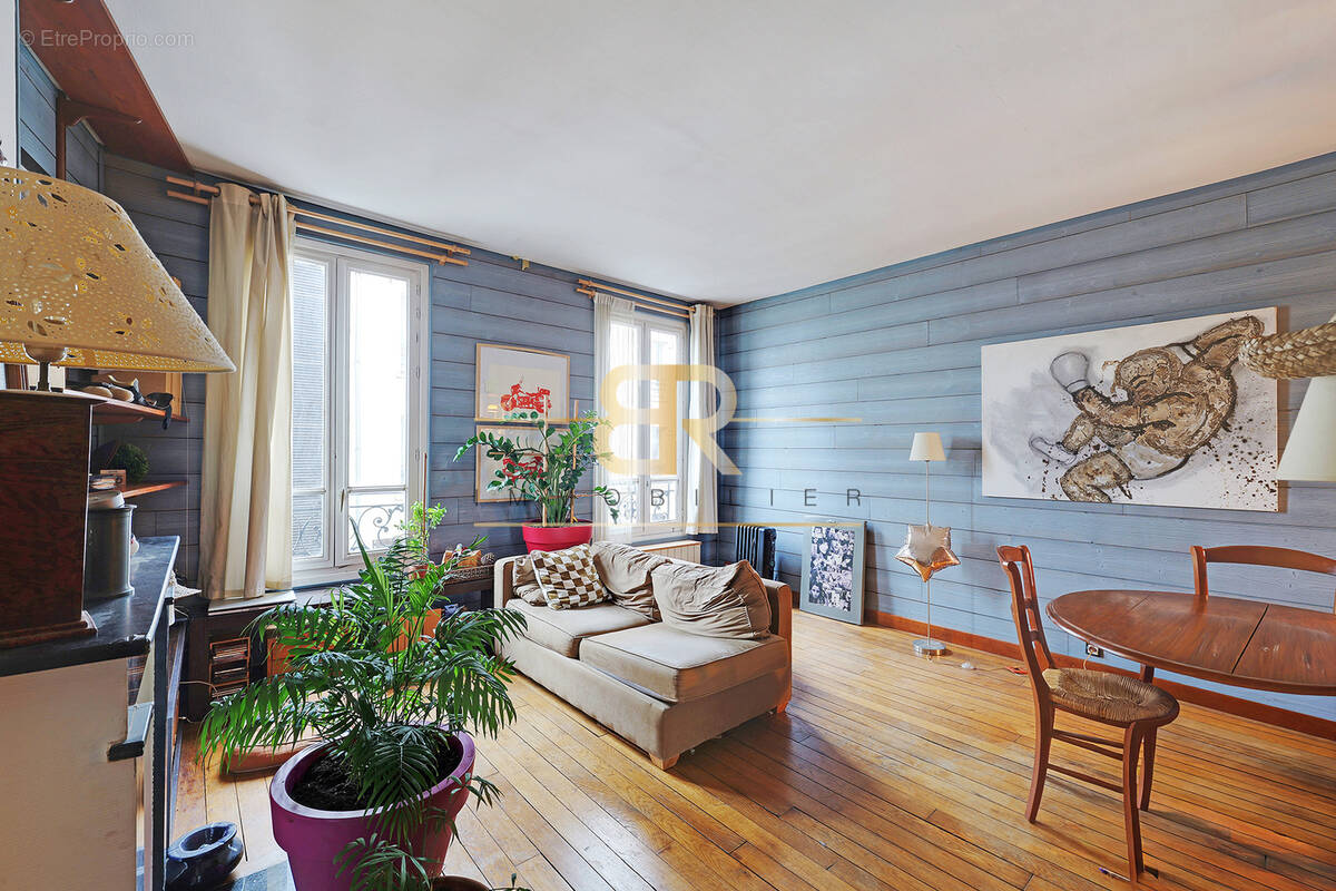 Appartement à PARIS-20E