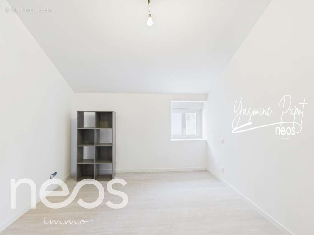 Maison à MAIRE-LEVESCAULT