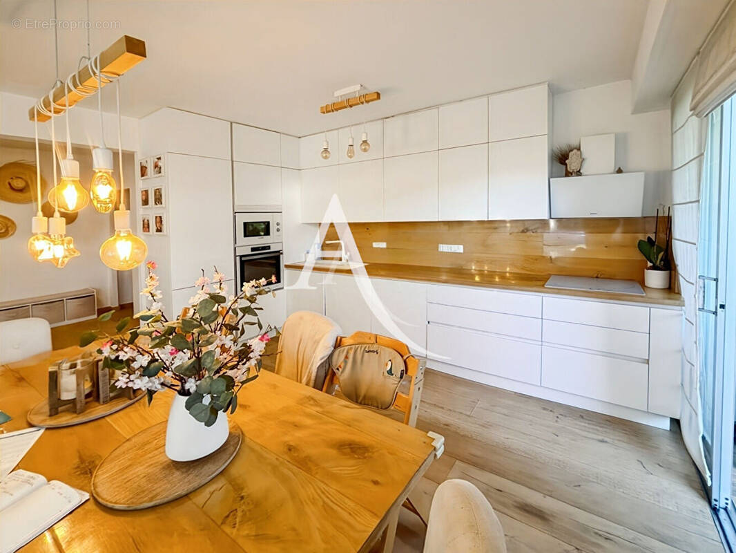 Appartement à LE CANNET