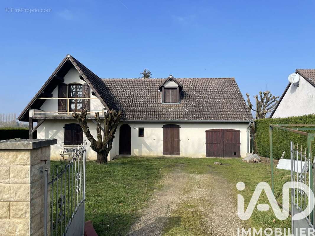 Photo 3 - Maison à LAIVES