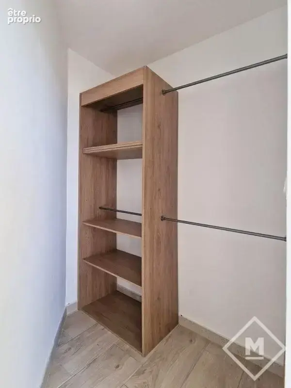 Vue Mer Dégagée et Calme : Appartement 3 Pièces à Vendre à Marseille Saint Loup - photo 9