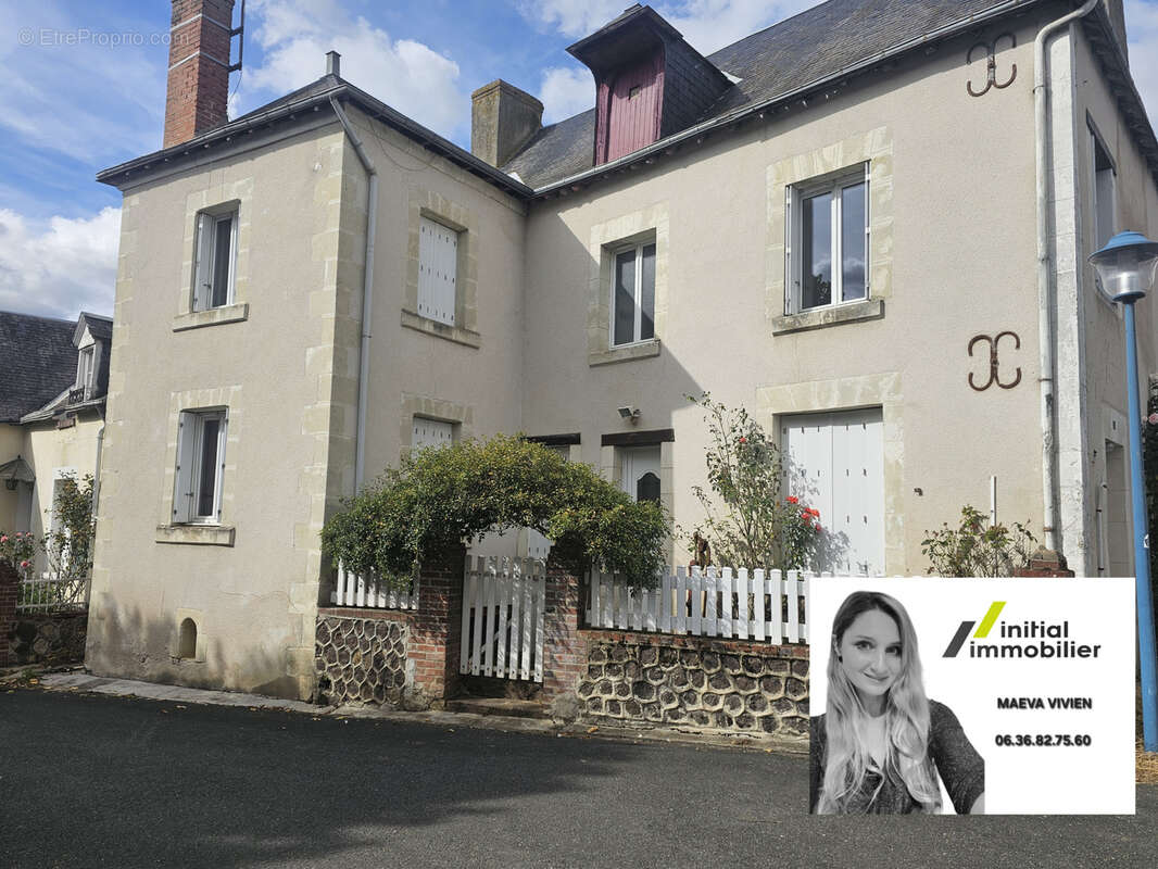 Maison à BEAUMONT-LA-RONCE