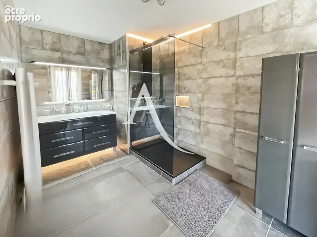 Appartement  Cannes grand 4 pièces résidence sécurisée avec  piscine - photo 13