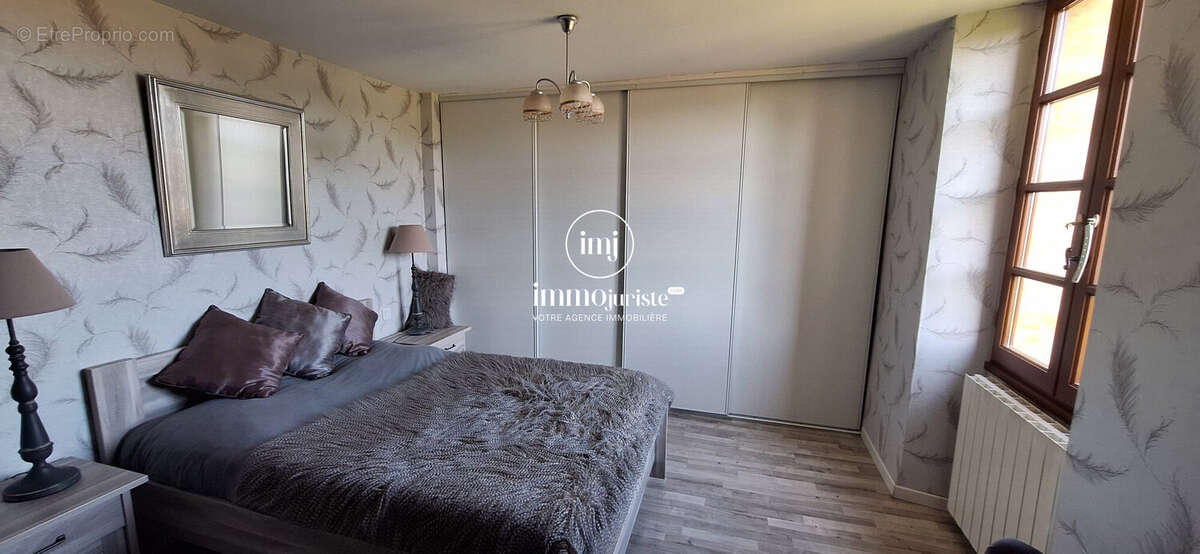 Maison 11 pièces 319 m² à vendre à Baneuil (24150) - photo 6