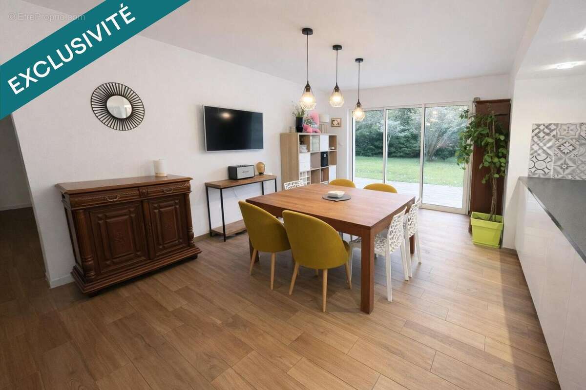 Photo 2 - Maison à SAINT-SULPICE