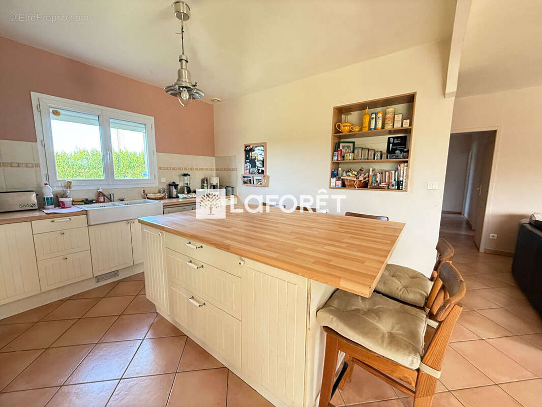 Maison à SAINT-PIERRE-D&#039;AURILLAC