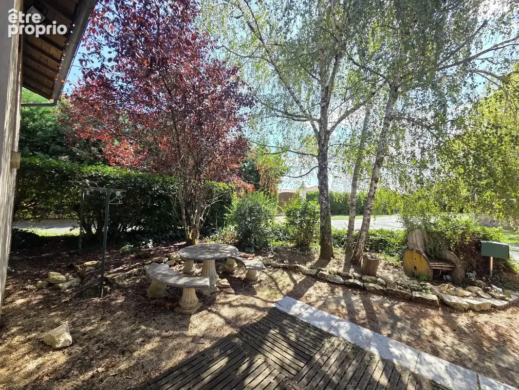 Maison 7 pièces 179 m² à vendre à Pouille (86800) - photo 2