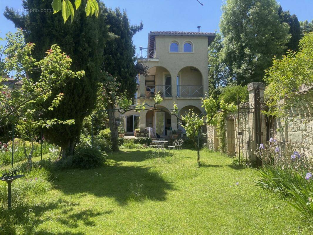 Maison à LECTOURE