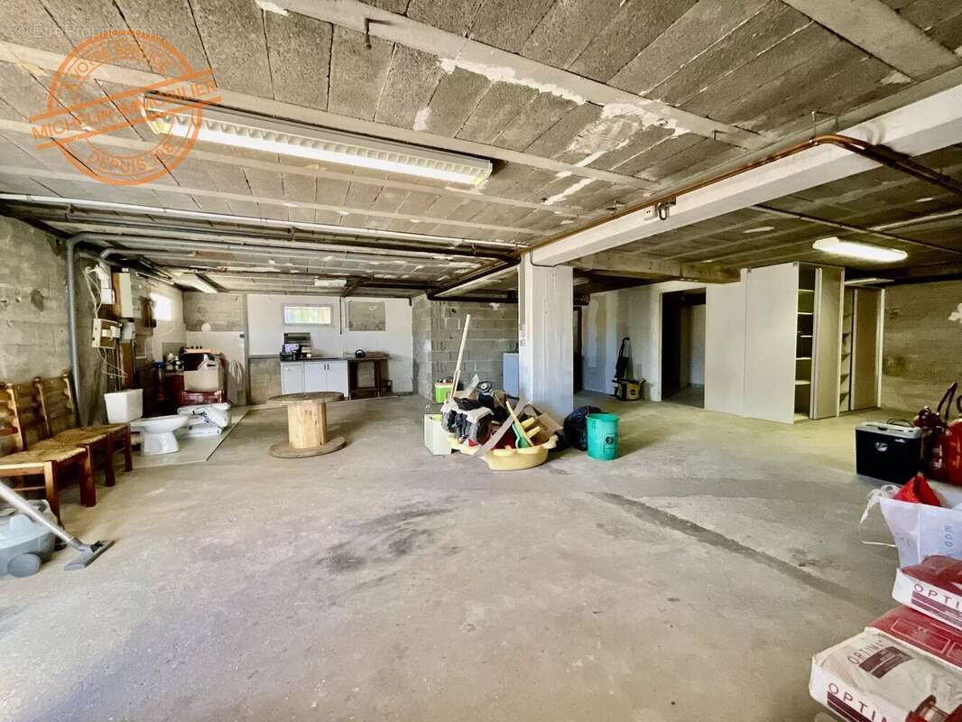 Maison à CORCELLES-EN-BEAUJOLAIS