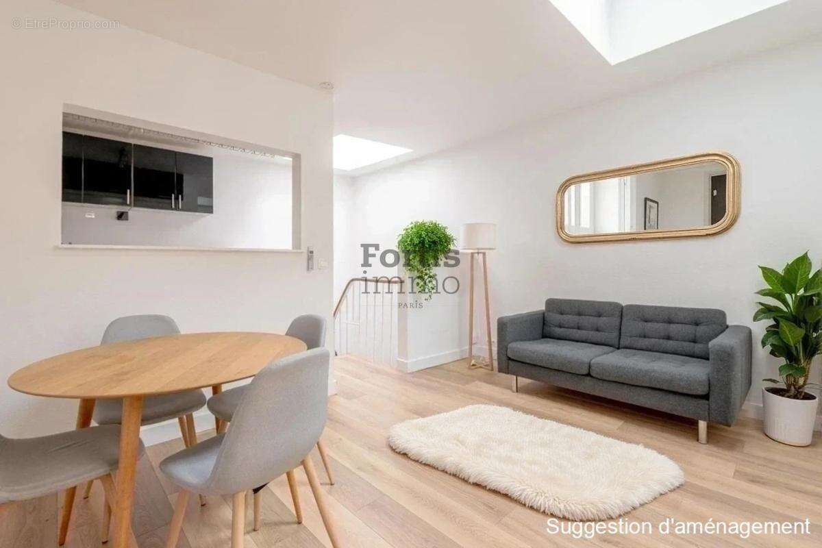 Appartement à PARIS-16E
