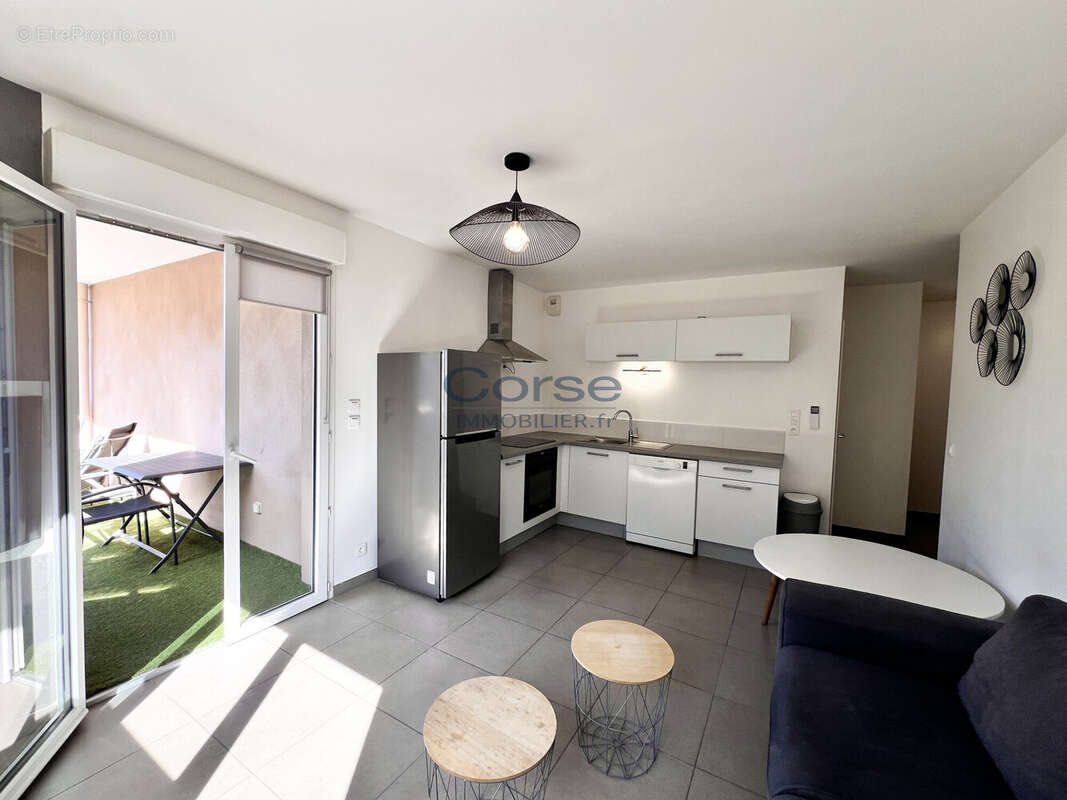 Appartement à SARROLA-CARCOPINO