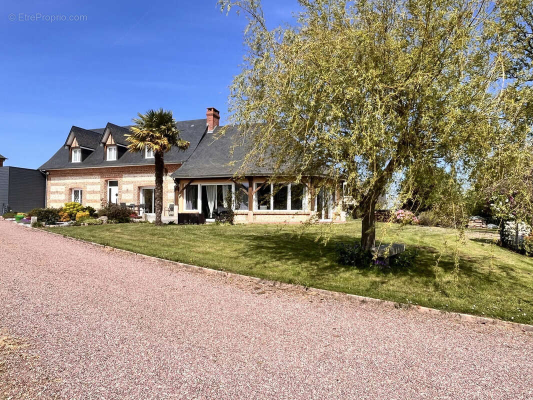 Maison à YVETOT