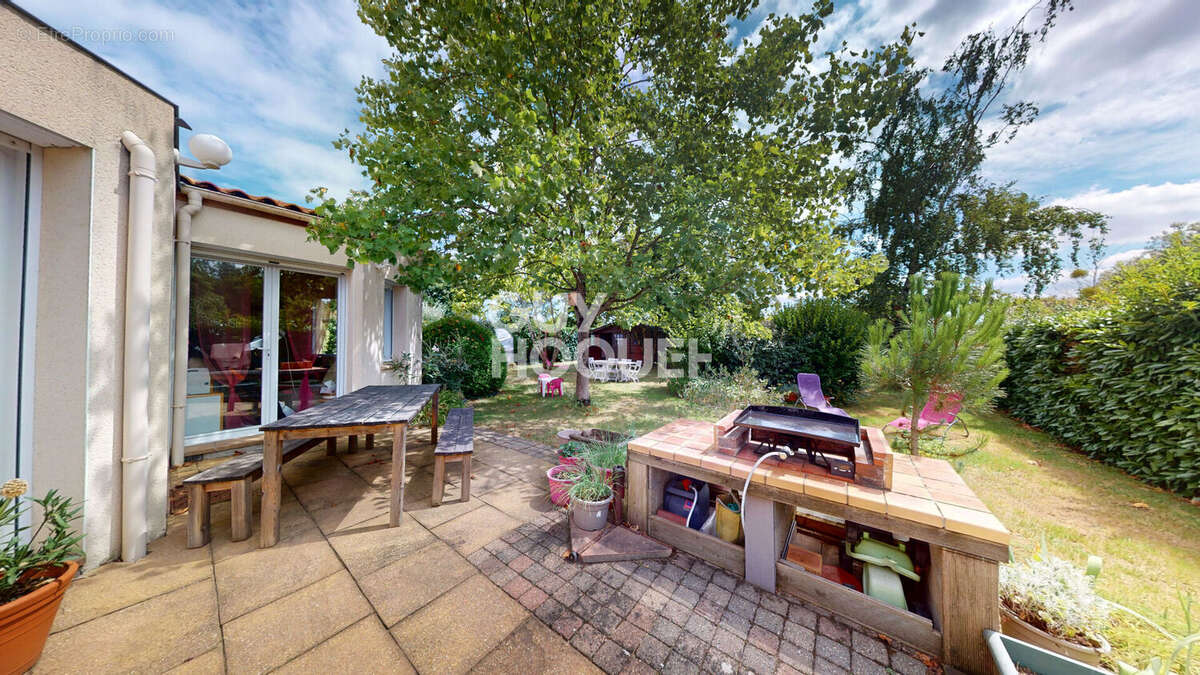 Maison à HAUTE-GOULAINE