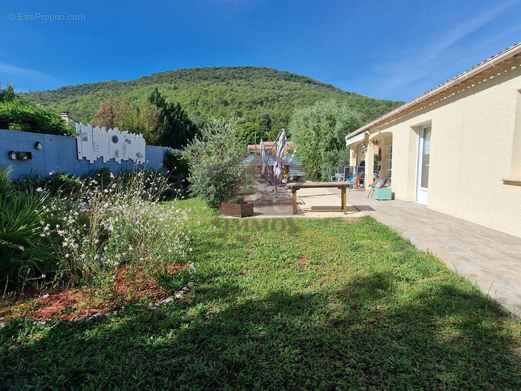 Maison à ROBIAC-ROCHESSADOULE