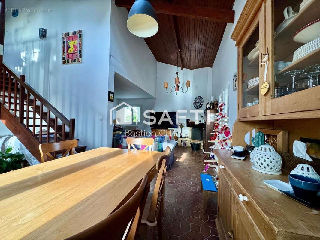 Photo 5 - Maison à SAINT-JEAN-D'ILLAC