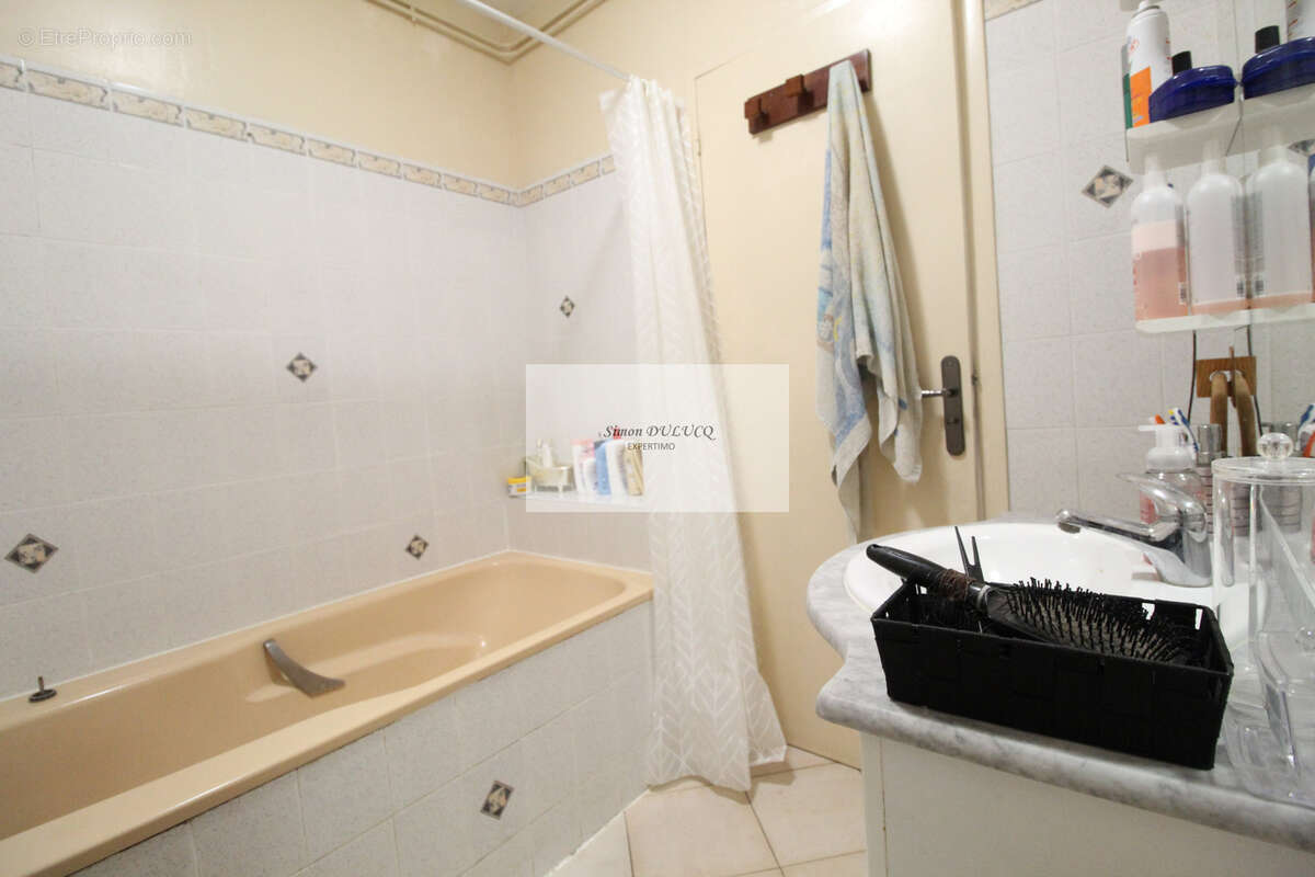 Appartement à SAINT-AFFRIQUE
