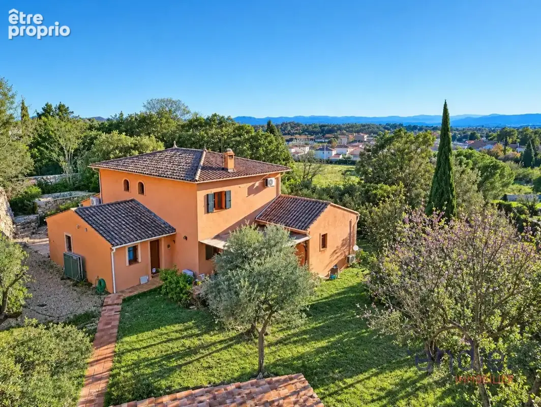 A Lorgues, charmante bastide de 158m2, 4 chambres, studio et piscine - photo 27
