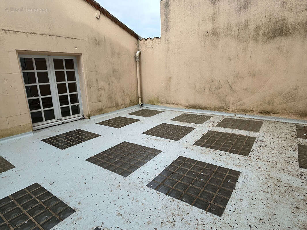 Immeuble de rapport à civray - photo 6