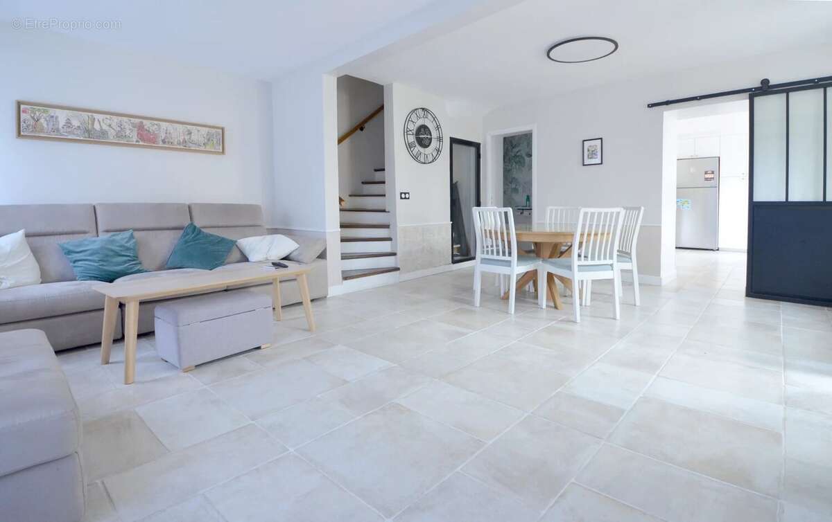 Maison à CROISSY-SUR-SEINE