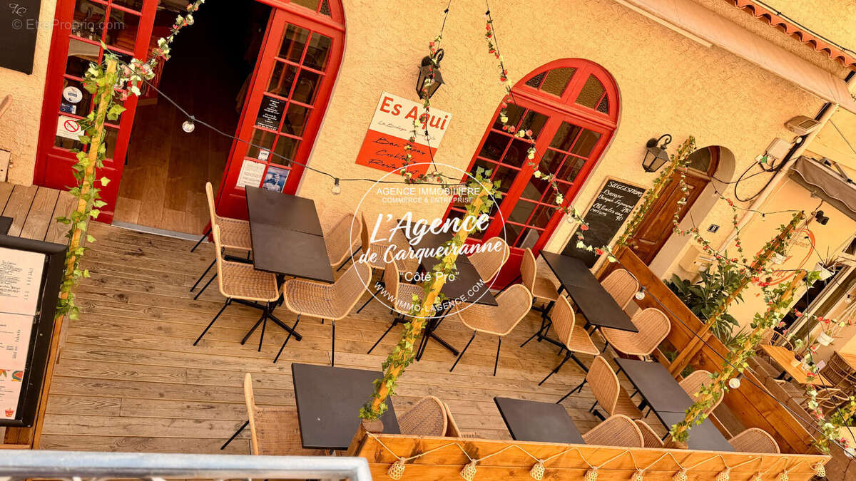 A vendre fonds de commerce restaurant 90 m2 avec terrasse idealement situe dans le centre ville pietons au lavandou - photo 3