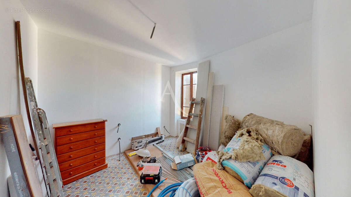 Maison à THEZAN-DES-CORBIERES