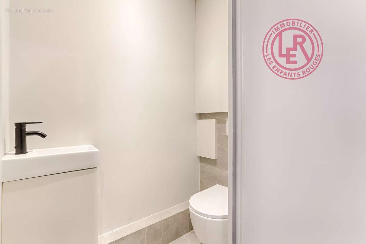 Appartement à PARIS-3E