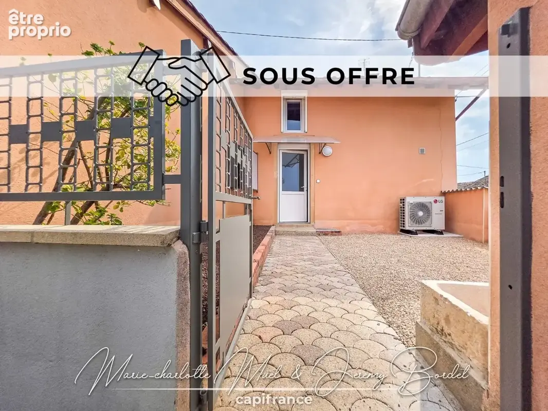 Maison à PONT-DE-VAUX